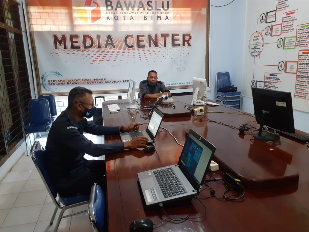 Pegawai Non PNS Bawaslu Kota Bima Ikuti Evaluasi Secara Online