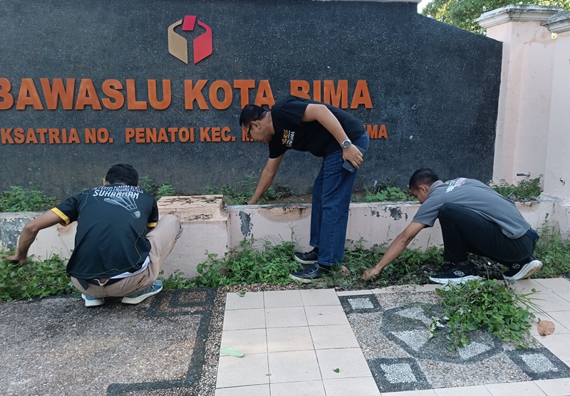 Bawaslu Gotong Royong