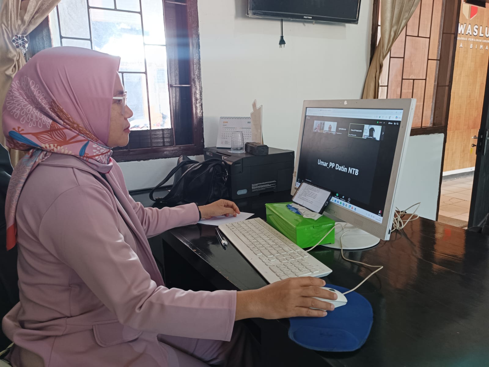 Ketua Bawaslu Kota Bima, Atina