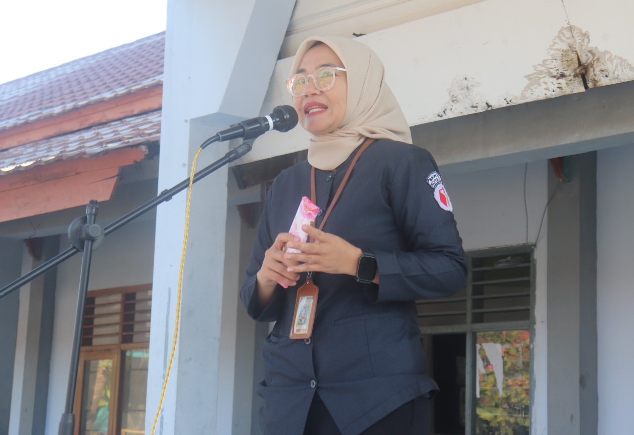 Atina, Ketua Bawaslu Kota Bima