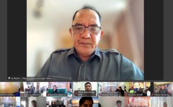 Deputi Bidang Dukungan Teknis Bawaslu RI, La Bayoni saat membuka Rapat Koordinasi Persiapan Pengawasan Pemutakhiran Data Pemilih Berkelanjutan (PDPB) secara Daring pada Senin (16/6/2025)