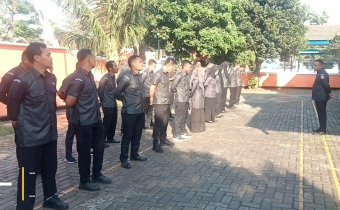 apel pagi
